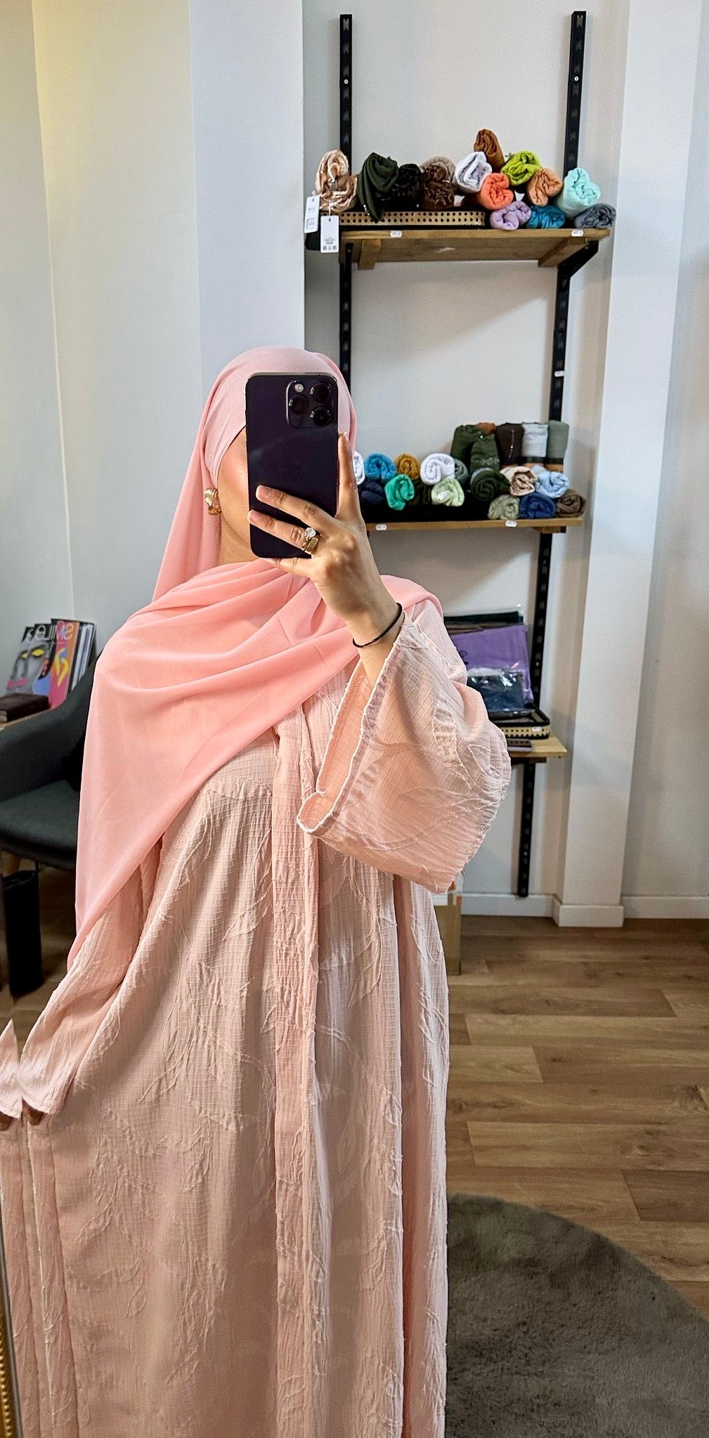 Abaya fleurie texturée
