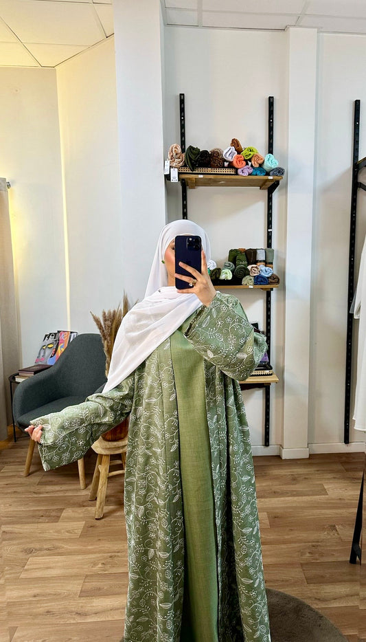 Abaya ouverte fleurie et sous robe