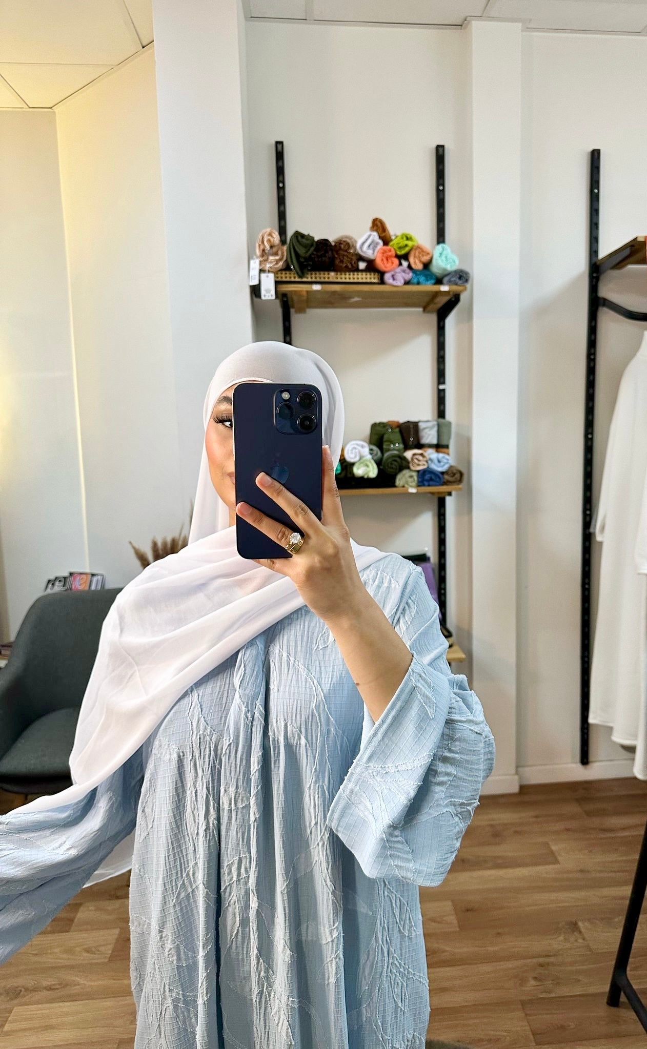 Abaya fleurie texturée