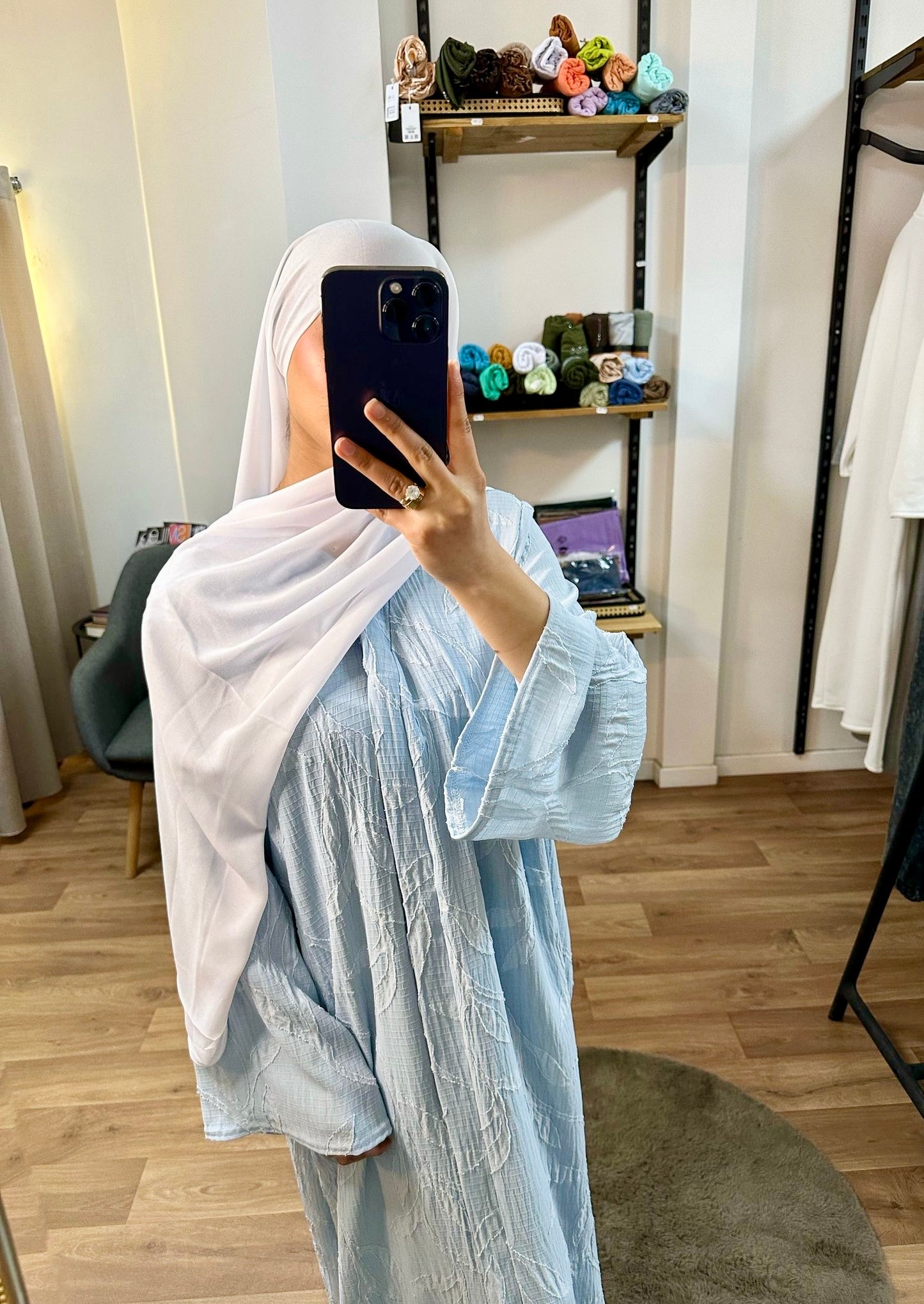 Abaya fleurie texturée