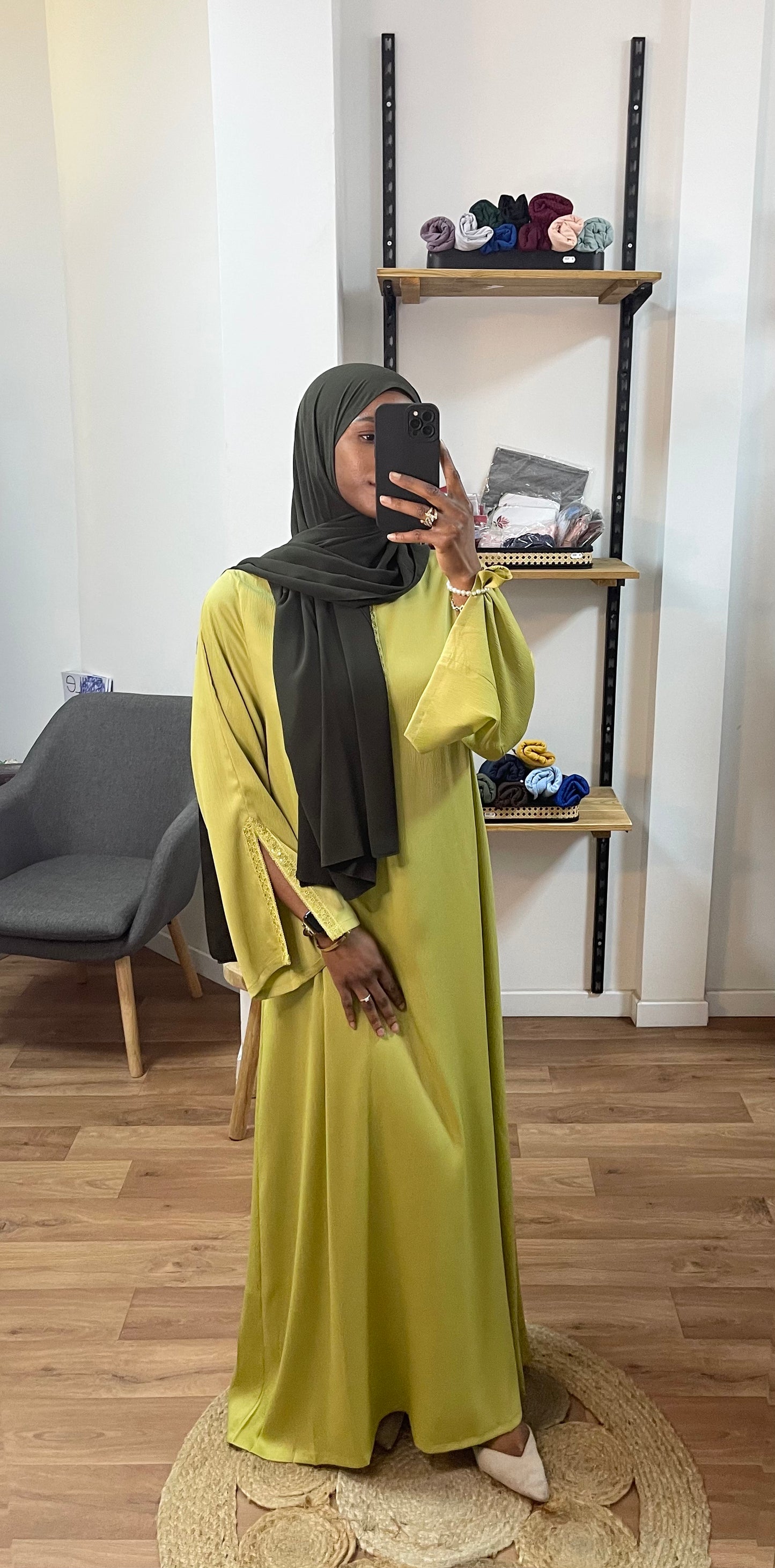 Robe à manches fentes