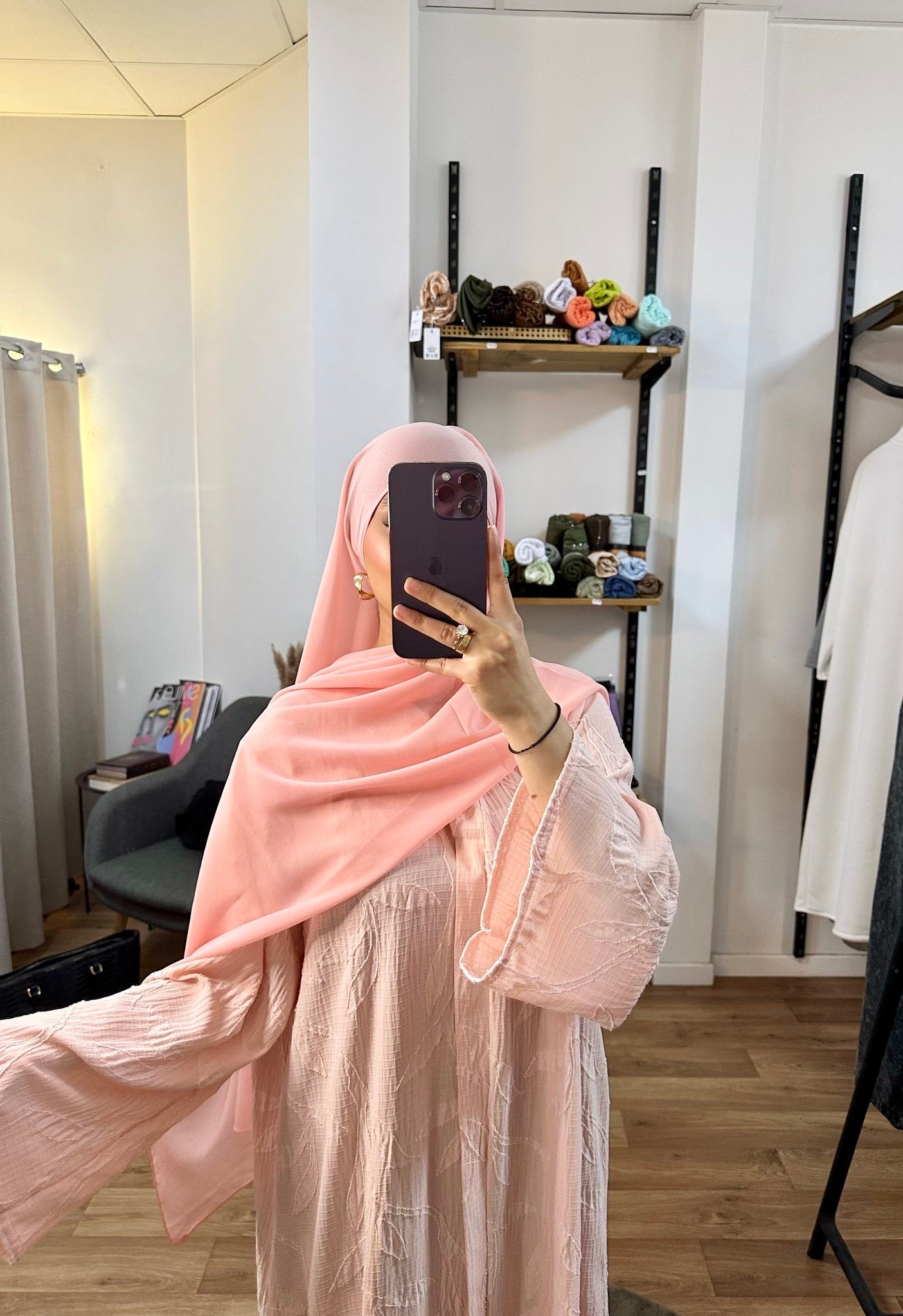 Abaya fleurie texturée
